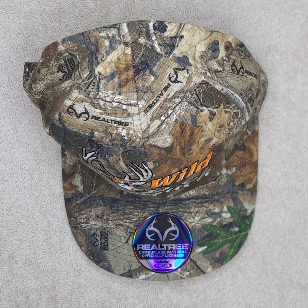 Realtree Wild Buck Embroidered Camouflage Adjustable Men Hat NWT Sporty Outdoors